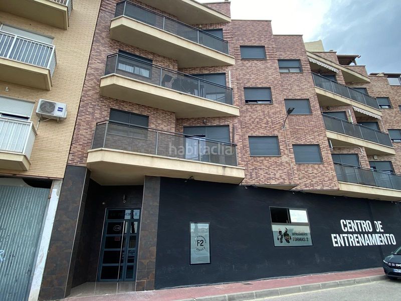 Foto f1539664-9667-4030-9dd6-28619f581cf1. Pis a Alcantarilla