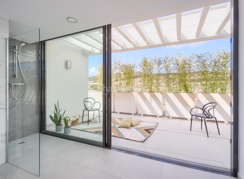 Foto b80611ef-d6f1-4ec4-be25-7b427fea47d9. Chalet in calle maldivias 165 in Baños y Mendigo Murcia