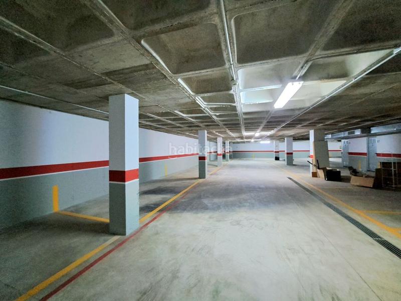 Foto 4b5db716-2656-4807-b738-85bf18d4fcf2. Alquiler parking coche en avenida juana jugan 26 en Murcia