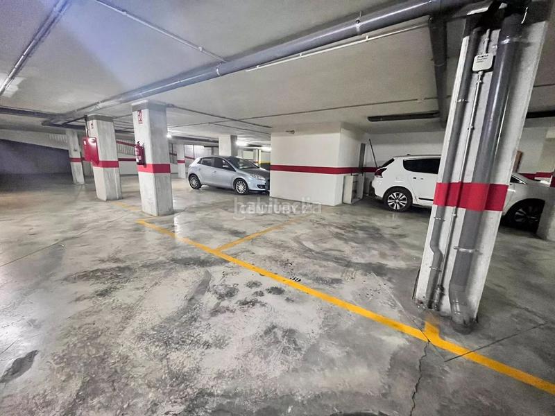 Foto 678c4184-ae2d-4891-9291-4e8d2aa92aad. Alquiler parking coche en San Javier San Javier