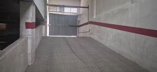 Aparcament cotxe a Mayor 18