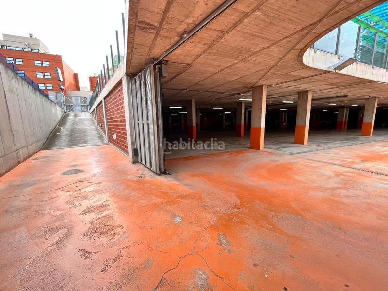 Foto 75ecb815-e3b2-4a23-9ce7-0127dfbd8e7f. Location local commercial dans avenida del rocío 16 dans Murcia