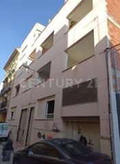 Aparcament cotxe a Calle la higuera 14