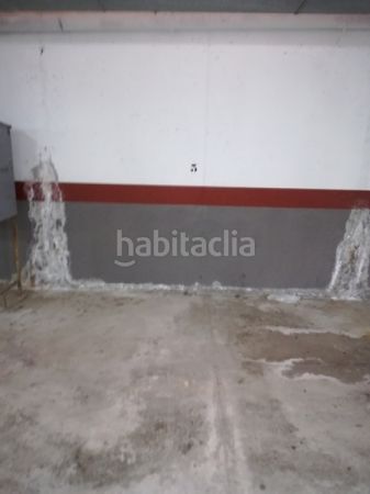 Foto f1eb99b4-363a-418b-a189-d7b5fdcc557c. Aparcament cotxe a Lorquí