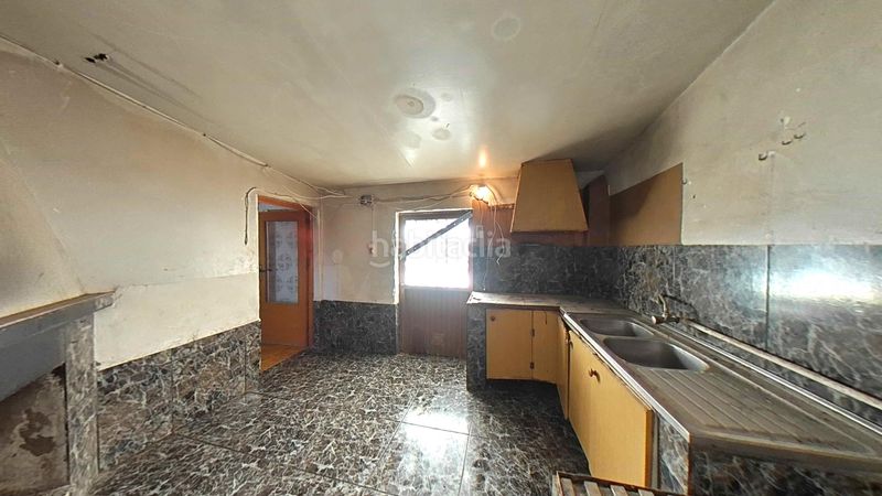 Foto 1f5b6a84-a95a-4653-994d-89b4fdf34590. Apartamento en calle del carmen 6 magnifica casa en zona urbana de avileses calle del carmen. en Murcia
