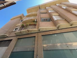 Aparcament cotxe  M puig valera 85. Garaje santomera calle maestro puig valera, 85