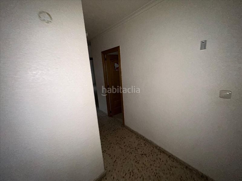 Foto 39223f31-5e2a-4bc6-b61d-a8349fb27d21. Apartament a Yecla