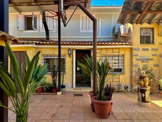 Maison  Rincon delicias 22. Casa con parcela en rincón de las delicias.