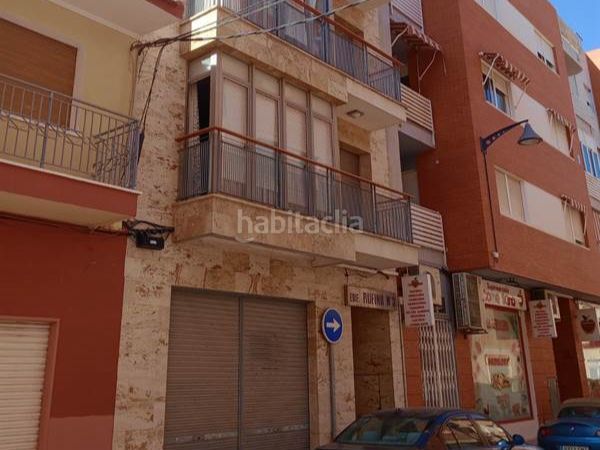 Foto d3d385b3-6df9-423a-8628-732fe235a168. Piso  3 dormitorios okupado en Santomera