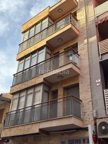 Foto ec62c2b8-bcdb-48f0-b496-a201eb9f9595. Piso  3 dormitorios okupado en Santomera