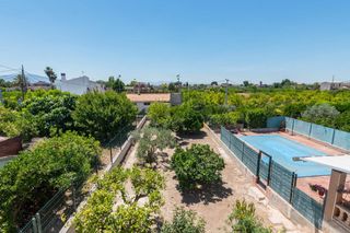 Casa a Avenida avenida constitución de aljúcer 23. Villa independiente de 305 m2 sobre más de 550 m2 de terreno pri
