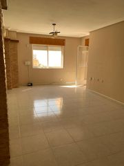 Apartament a Calle belen, 12 - 1º d  19. Venta de piso  trastero  garaje en calle belen nº 12 san pedro d