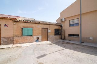 Semi detached house in CL LOS INGLESES Nº 43