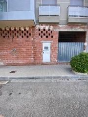 Locale commerciale in Calle pintor juan albert 7. Venta local en bruto 1.024 m2 en yecla  ideal inversión y negoci