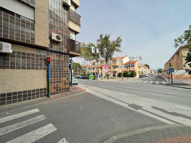 Foto 0a6155e1-ad7a-4704-bb4f-88528305b477. Parking coche en villa conchita 2 en Santomera