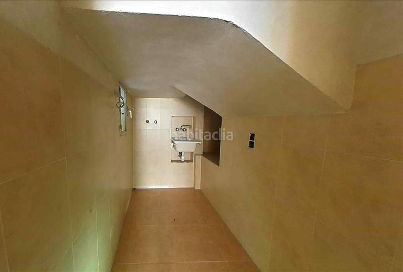 Foto 139c8cb1-b814-4dcb-9e01-06c293a3ca85. Local comercial  de 83 m2 en Juan de la Cierva Getafe