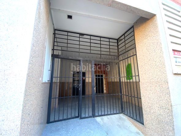 Foto 88879113-4be4-457a-9f8c-f6f49b393a89. Local comercial a Recas