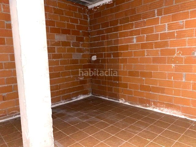 Foto 6906ebab-3f10-4cbd-88c1-59bcfce16ca7. Local comercial a Recas