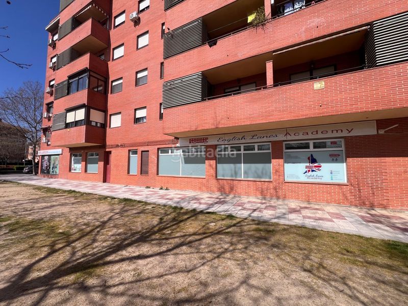 Foto f5d49da7-6fb4-443c-98e0-c54e0588ccc0. Local comercial a Humanes de Madrid