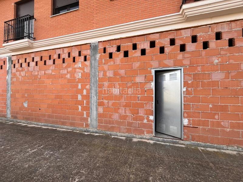 Foto 99848cad-768f-4388-a8cb-bb78da3b3f56. Local commercial dans Recas