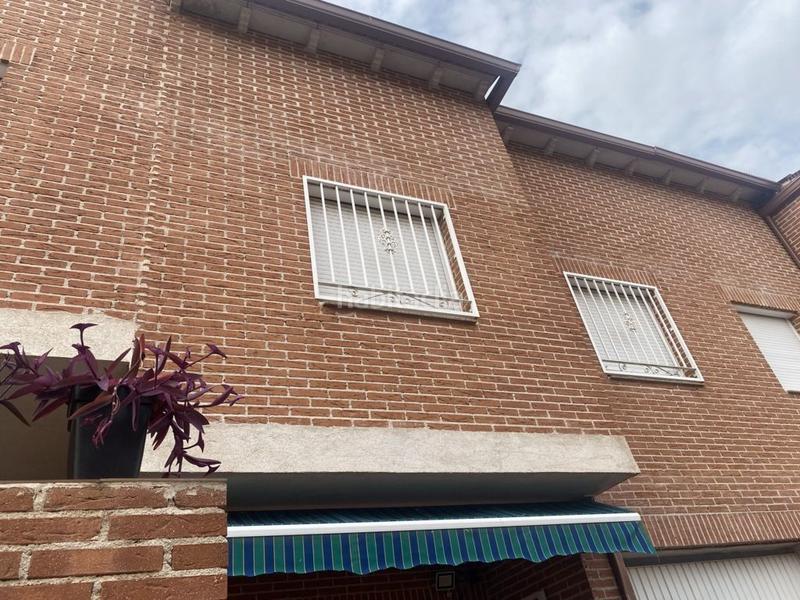 Foto 16d2c7f3-5540-4237-835a-9aa0075ab241. Casa a schiera in Chozas de Canales