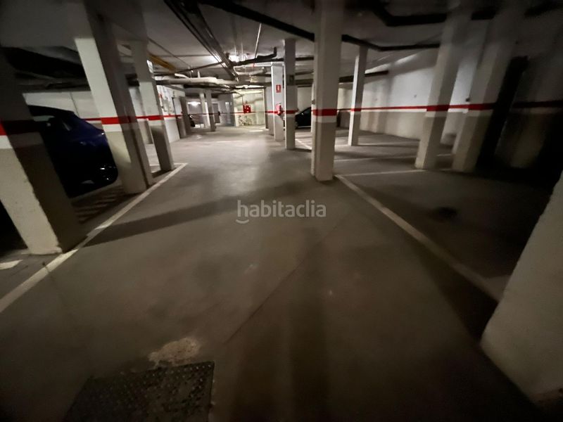 Foto e027cc35-7853-43f9-b538-49cf3779ccbb. Aparcament cotxe a Bargas