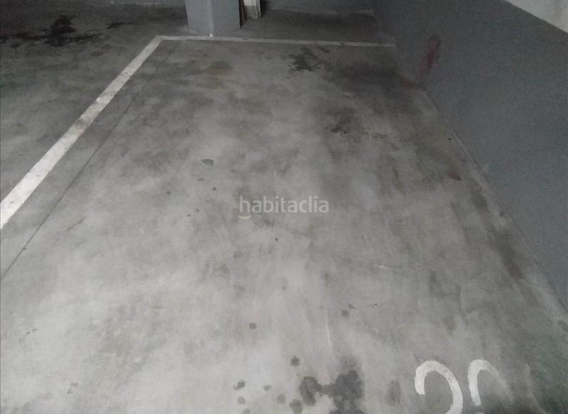 Foto e7565b96-a46f-437a-b8fb-a59c3e0df0f0. Parking coche plazas de garaje en valdepelayos, en Leganés