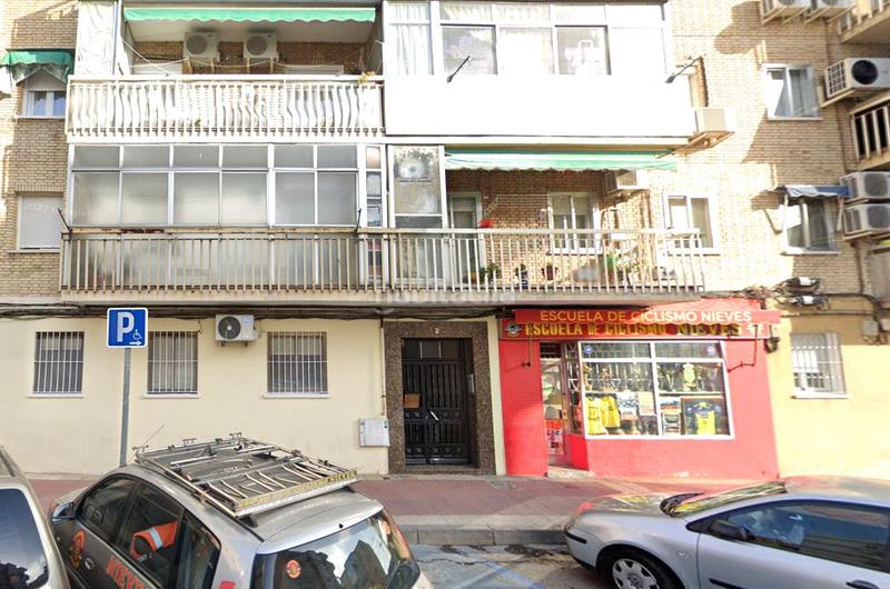 Foto 41a243aa-4185-48d3-a6d5-3ff2bcc17d9c. Appartamento in Pintores-Ferial Parla