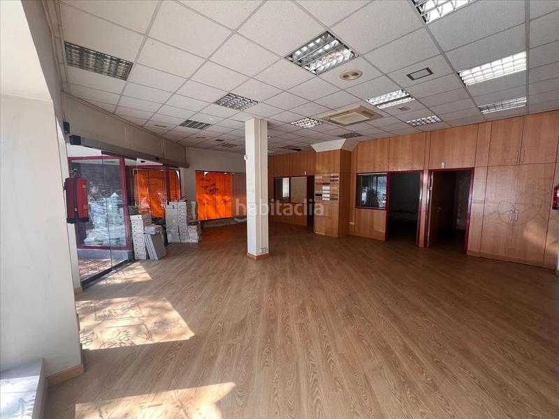Foto 7de99ed7-2481-44d5-adc7-01c22b7c1511. Local comercial  de 108 m2 en La Serna Fuenlabrada