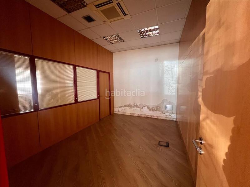 Foto a166074f-42cb-48cb-8f38-5ed3f6319fa0. Local comercial  de 108 m2 en La Serna Fuenlabrada