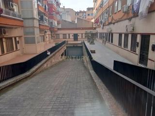 Aparcament cotxe  Calle serranillos