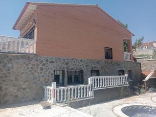 Casa  Calle isla dragonera. Chalet adosado en seseña