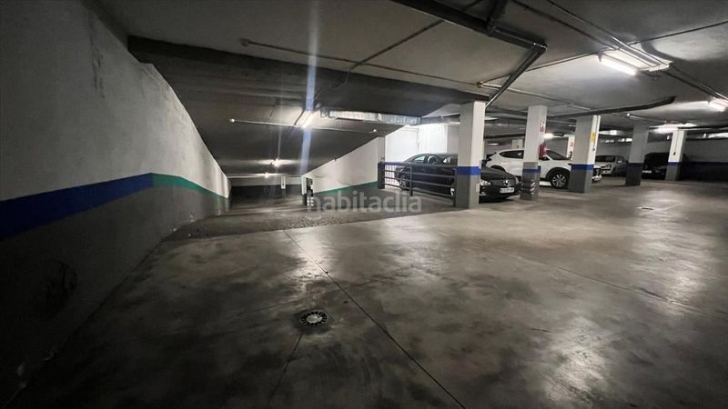 Foto 4dbf507b-b3c6-41be-9796-8f2cb03f84d3. Aparcament cotxe a Opañel Madrid