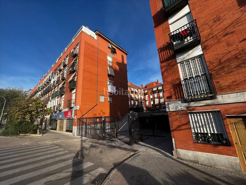 Foto c716a0a9-2e88-44f9-adec-09694938e4fe. Aparcament cotxe a Casco Histórico de Vallecas Madrid