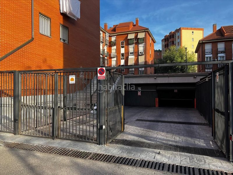 Foto eba78e71-affa-4a34-b4e0-647a5860c71b. Aparcament cotxe a Casco Histórico de Vallecas Madrid