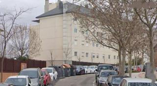 Aparcament cotxe  Calle maria moliner. Plaza de garaje en loeches
