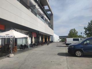 Local Comercial en Avenida Industria