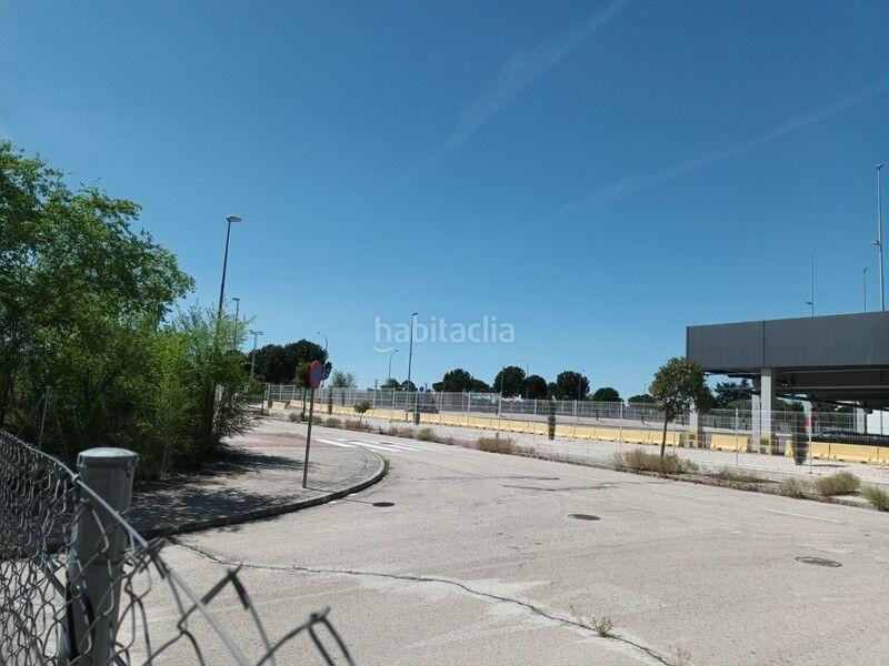 Foto 40d8264b-0c15-4338-9096-642e577af2ed. Terreno residenziale in calle carmen laforet 23 in Madrid