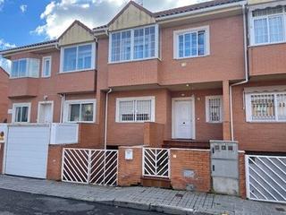 Casa adossada a Seseña Nuevo