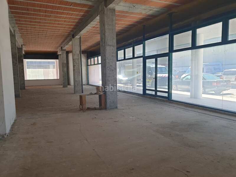 Foto 7dcaa999-20b1-40f5-8516-e8eac562a4cd. Local comercial a Cabanillas del Campo
