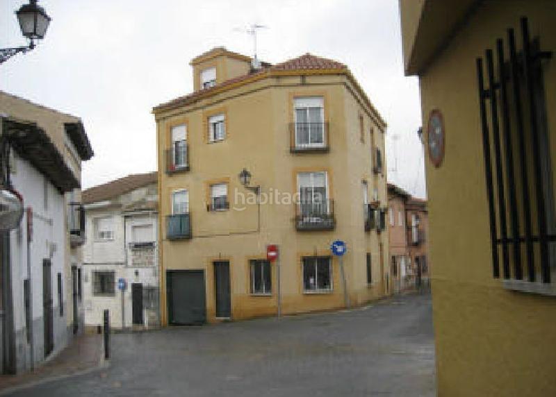 Foto c0c9cfe6-0df3-4422-92e2-976786adaf21. Car parking in Carranque