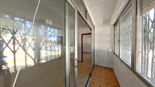Apartament  Plaza meninas. Piso con ascensor, de 3 dormitorios en abrantes