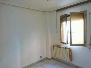 Pis  Calle falcinelo. Piso de 2 dormitorios en planta baja en carabanchel