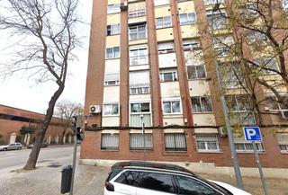 Apartament a Los Cármenes. Venta de inmueble sin posesión en madrid.