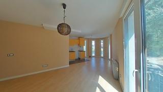 Pis  Calle fuente alta. Piso de 1 dormitorio con garaje en villalbilla
