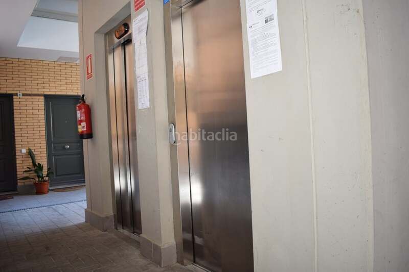 Foto 256c0d6d-dbba-4282-8543-d8045d9578e9. Aparcament cotxe a Buenavista Getafe