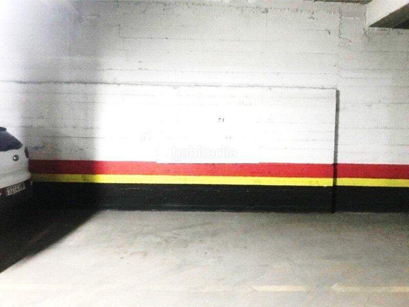 Foto c94222e2-e320-435a-b793-7f0b1d7a0738. Car parking in Centro San Fernando de Henares