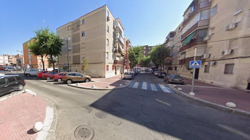 Foto 53ca5a27-0b58-4554-82f1-29c4ce18e146. Pis a Reyes Parla