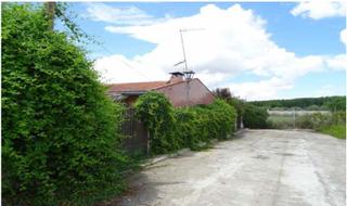 Casa adosada en Escalona. Casa unifamiliar para reformar en escalona toledo oportunidad