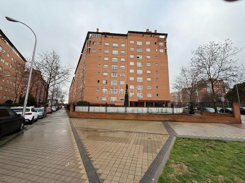 Foto 49edec13-e08c-412e-8165-781ec0f4dc46. Apartament a Abrantes Madrid